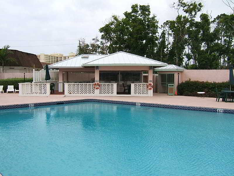 Castaways Resort And Suites Freeport Exterior photo