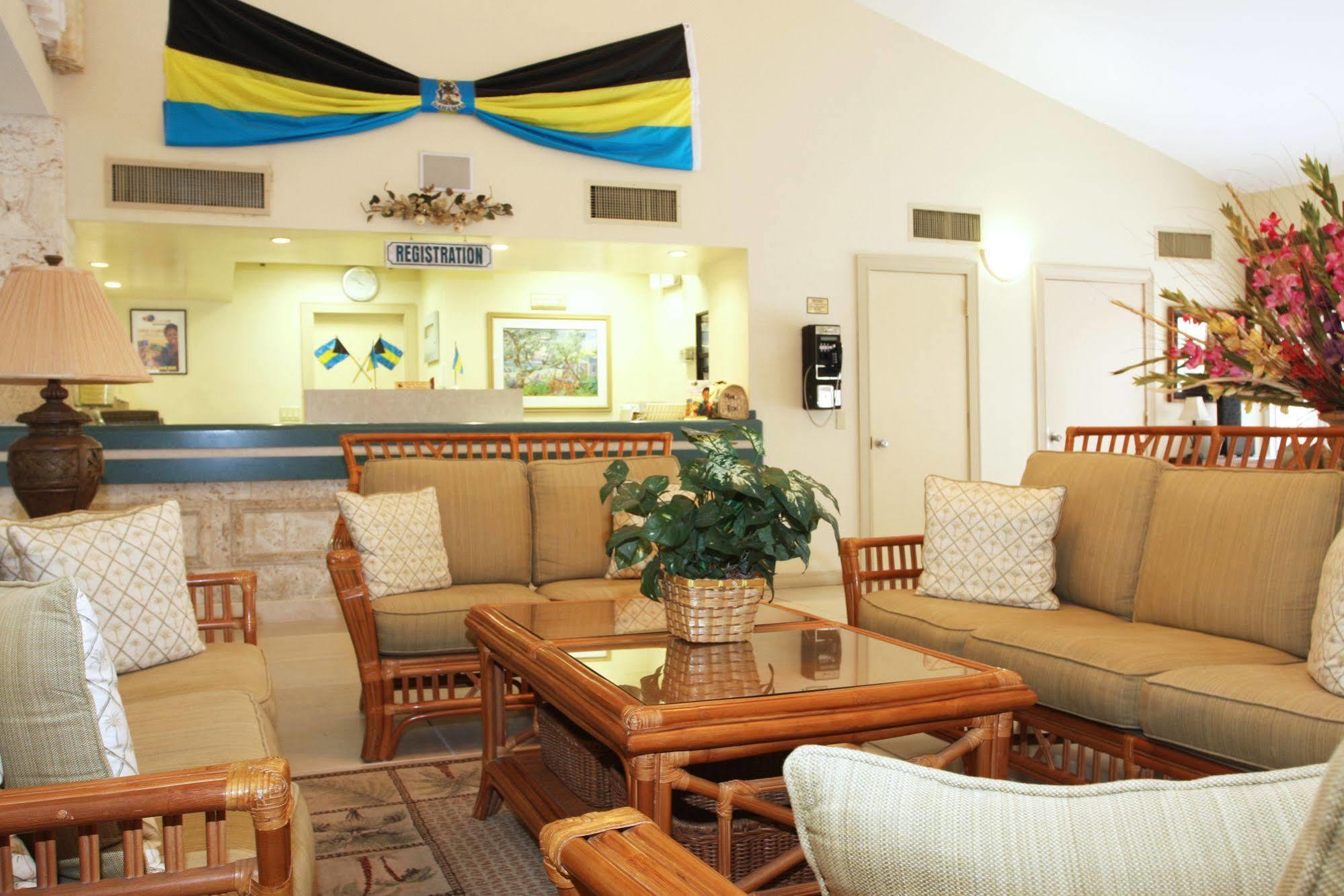 Castaways Resort And Suites Freeport Exterior photo